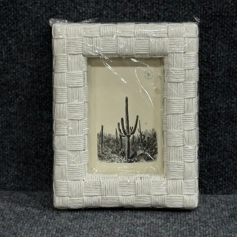 Pigeon & Poodle Nassau 4x6 Photo Frame White Rope Weave Braided Nautical